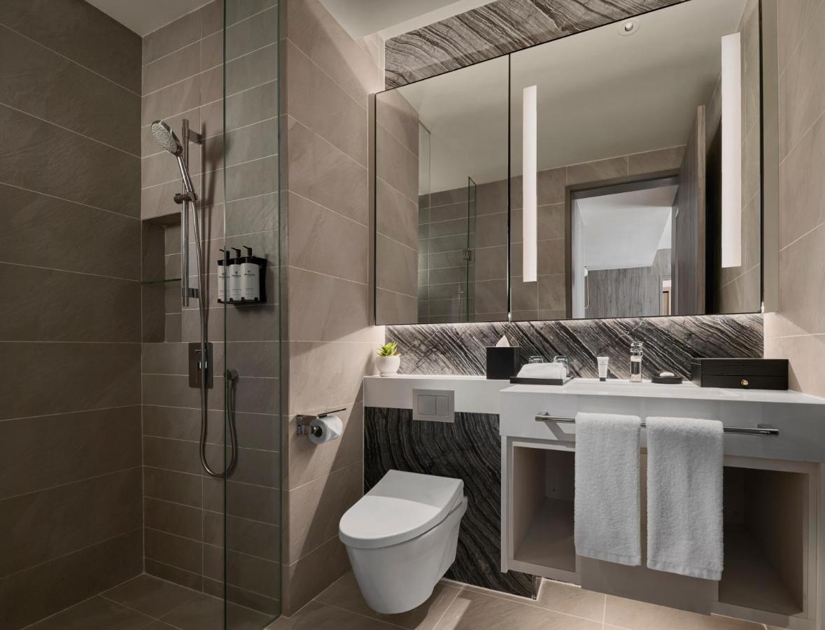 Pan Pacific Serviced Suites 吉隆坡 外观 照片 Bathroom